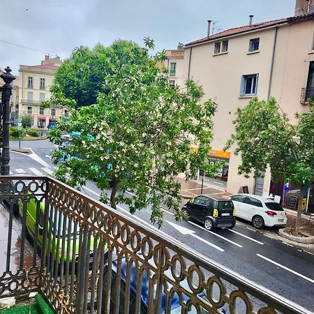 Διαμέρισμα Studio Meuble Centre-ville Μπεζιέ
